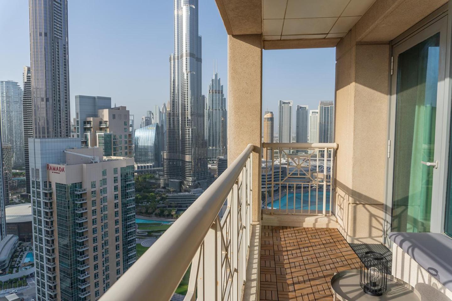 Downtown Gem, Full Burj Khalifa & Dubai Fountain Views, Luxury Amenities Apartment Exterior photo